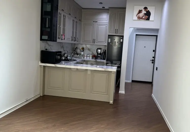 3 otaqlı mənzil , Bakı