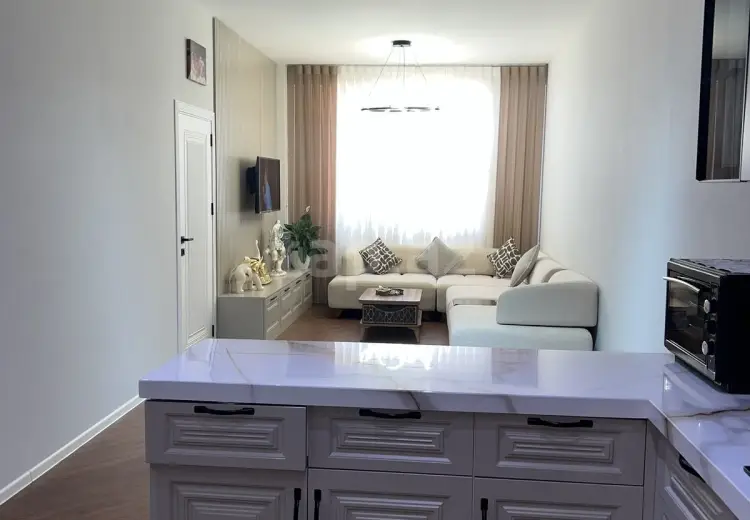 3 otaqlı mənzil , Bakı