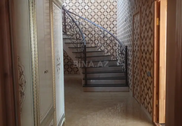 6 otaqlı mənzil Satılır, Quba