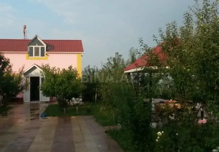 5 otaqlı mənzil Satılır, Quba
