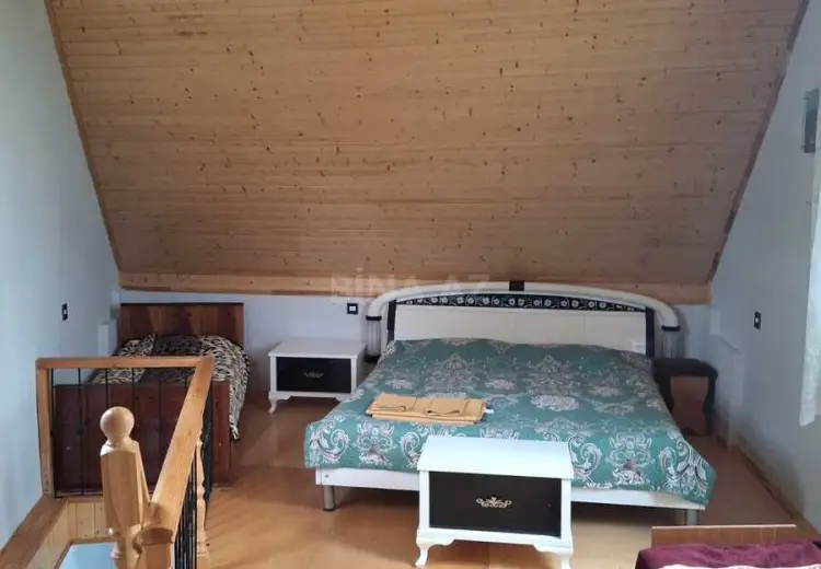5 otaqlı mənzil Satılır, Quba