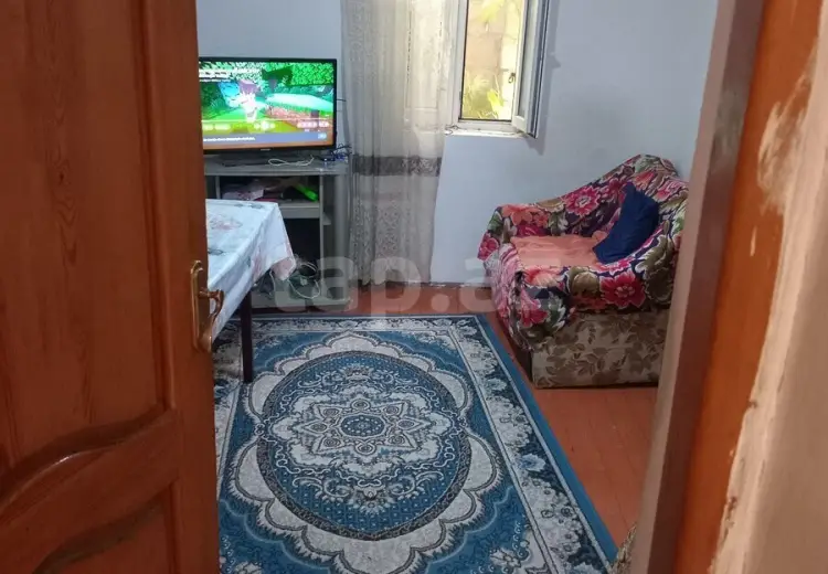 4 otaqlı mənzil , Bakı