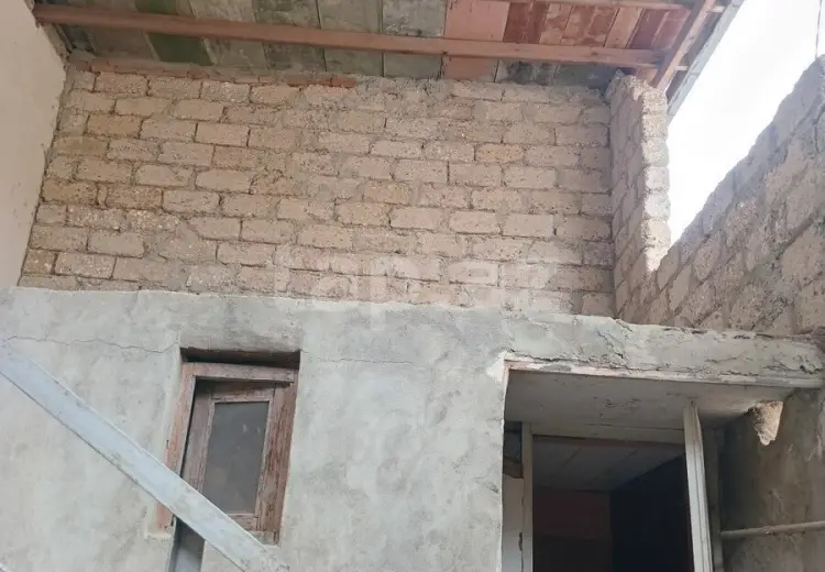 4 otaqlı mənzil , Bakı