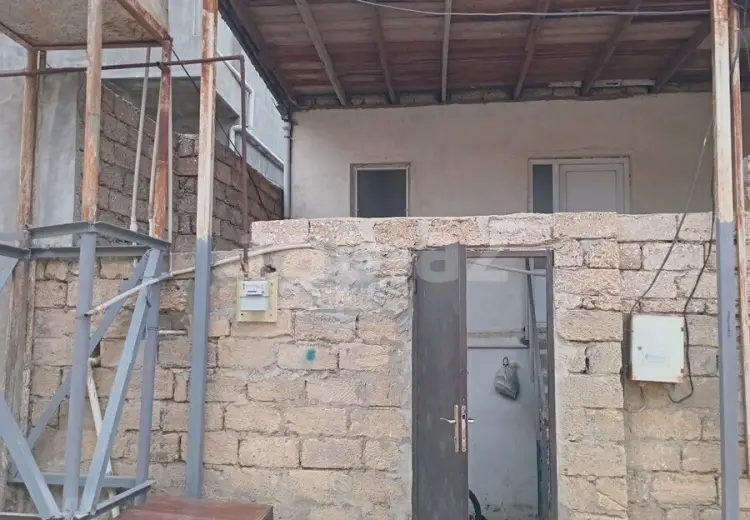 4 otaqlı mənzil , Bakı