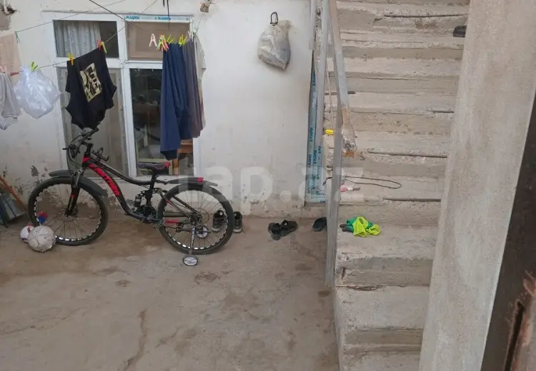 4 otaqlı mənzil , Bakı