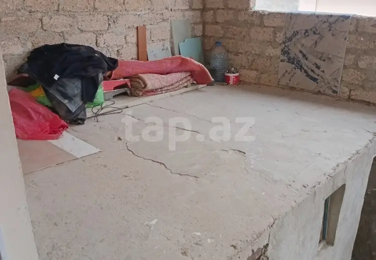 4 otaqlı mənzil , Bakı