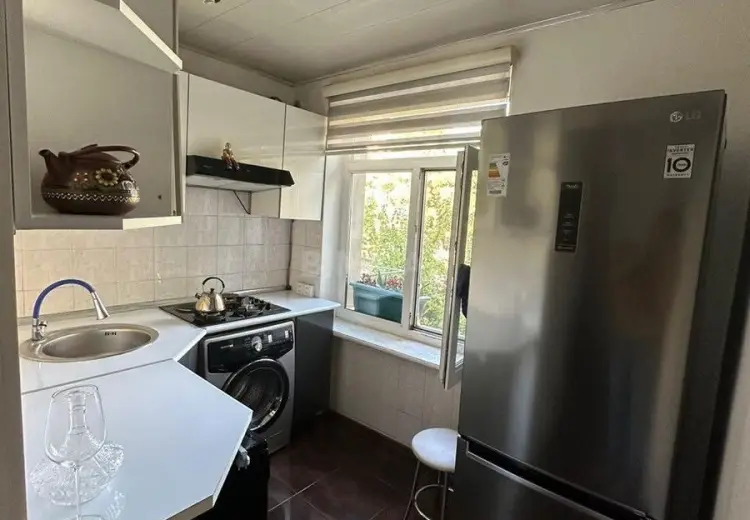 2 otaqlı mənzil Kirayə (aylıq), 8-ci kilometr, Nizami, Bakı