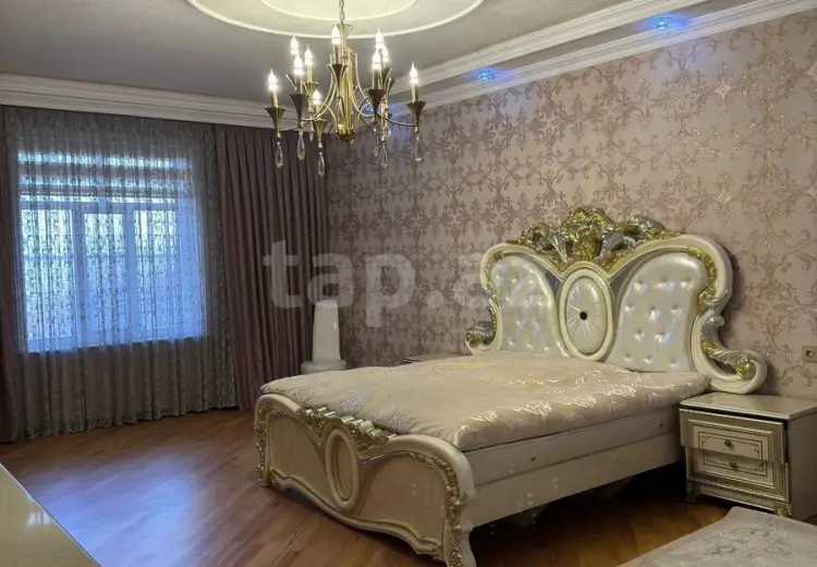 6 otaqlı mənzil , Gəncə