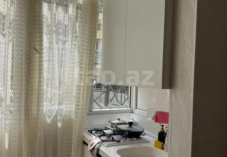 3 otaqlı mənzil , Bakı