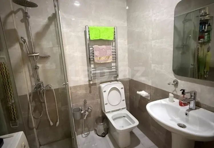 3 otaqlı mənzil , Bakı
