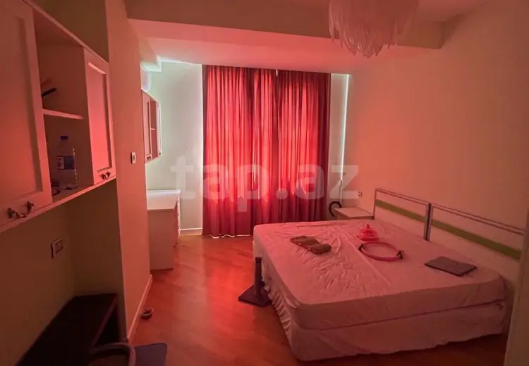 3 otaqlı mənzil , Bakı