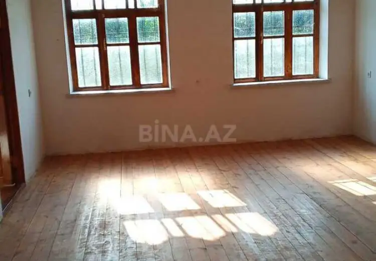 6 otaqlı mənzil Satılır, Ağdaş