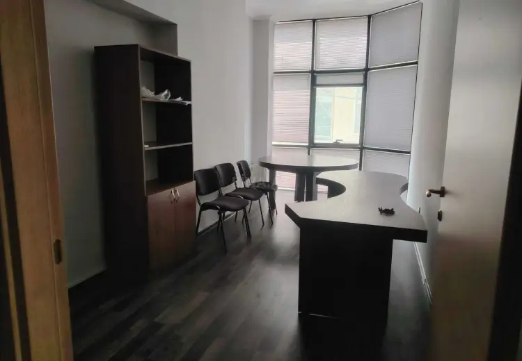 70 m² Obyekt / Ofis Kirayə (aylıq), Nərimanov, Bakı