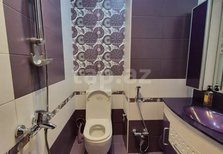 5 otaqlı mənzil , Bakı