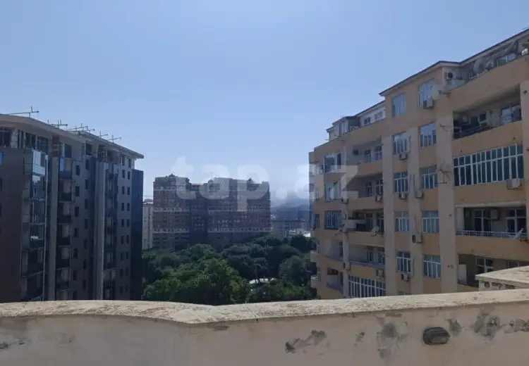 10 otaqlı mənzil , Bakı