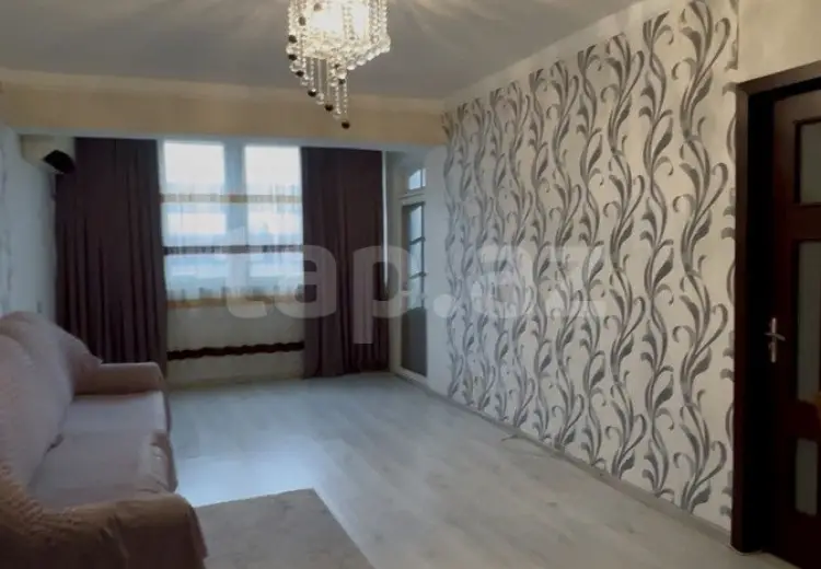 3 otaqlı mənzil , Bakı