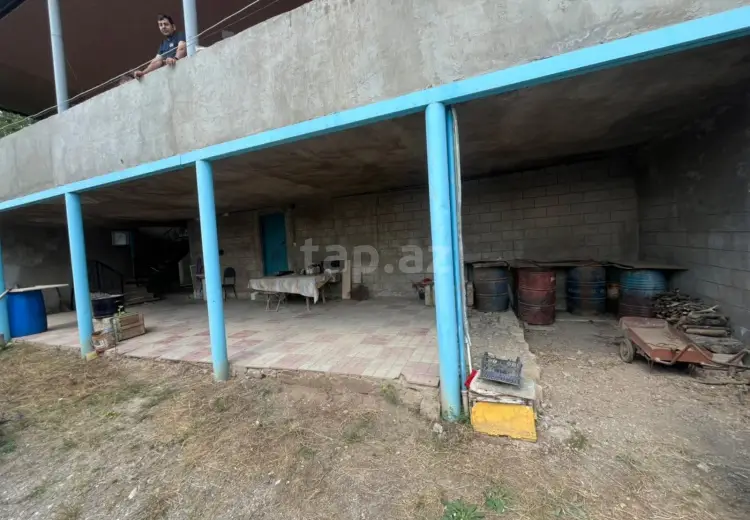 4 otaqlı mənzil , Bakı