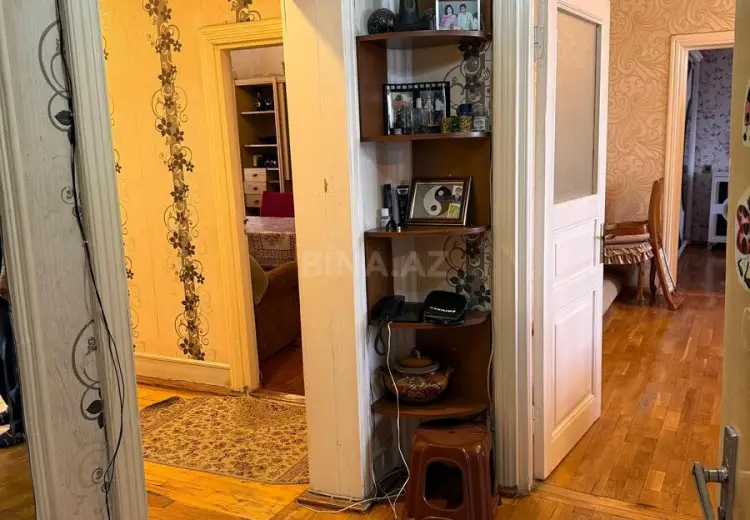 4 otaqlı mənzil Satılır, Gəncə