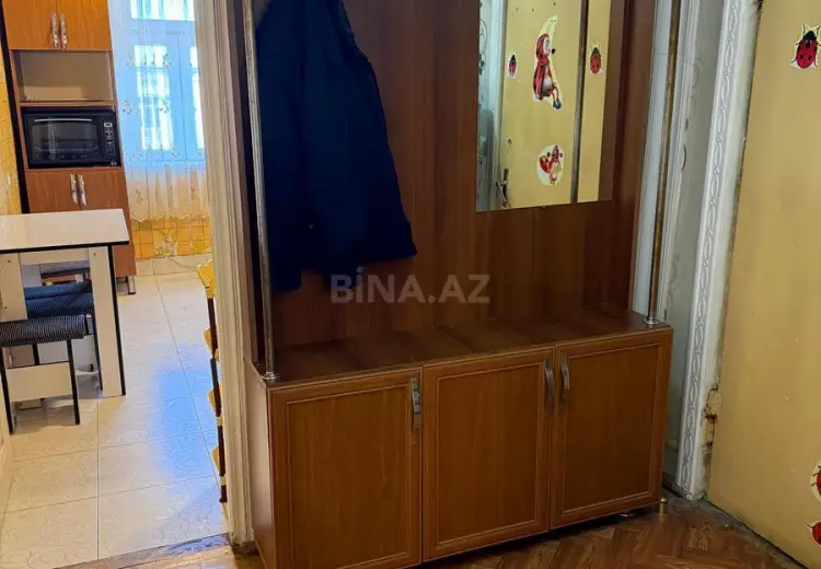 4 otaqlı mənzil Satılır, Gəncə