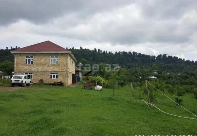 10 otaqlı mənzil , Astara