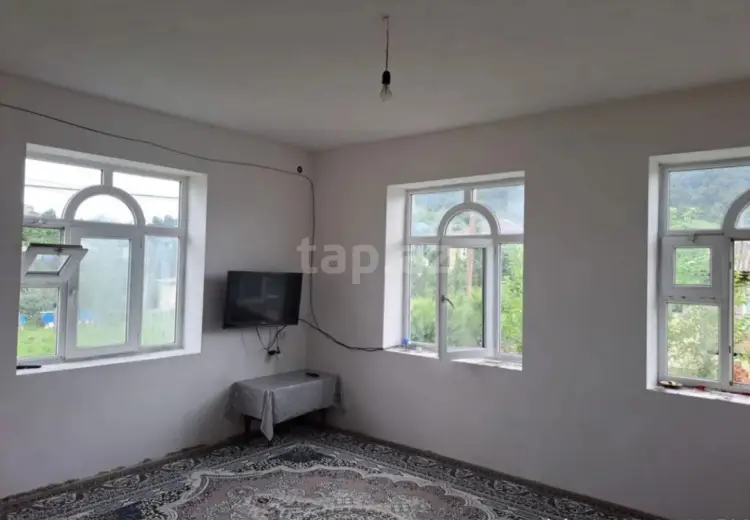 10 otaqlı mənzil , Astara
