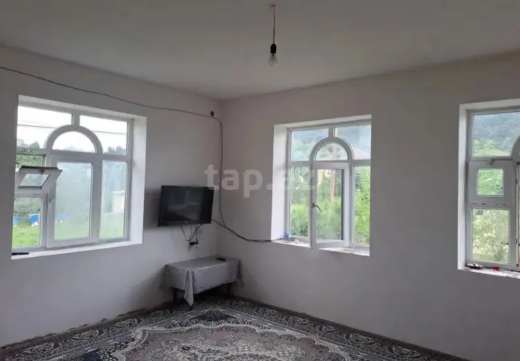 10 otaqlı mənzil , Astara