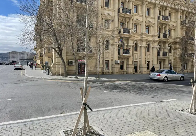 75 m² Obyekt / Ofis Kirayə (aylıq), Bayıl qəs., Səbail, Bakı