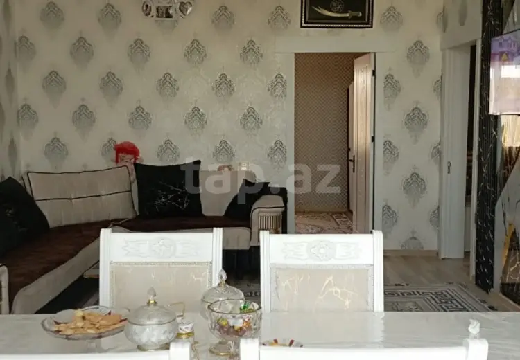 3 otaqlı mənzil , Quba