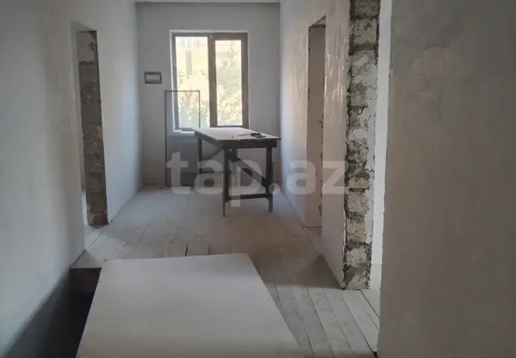 10 otaqlı mənzil , Badamdar qəs., Səbail, Bakı