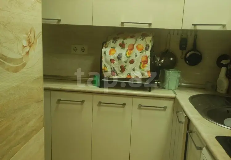 3 otaqlı mənzil , Bakı