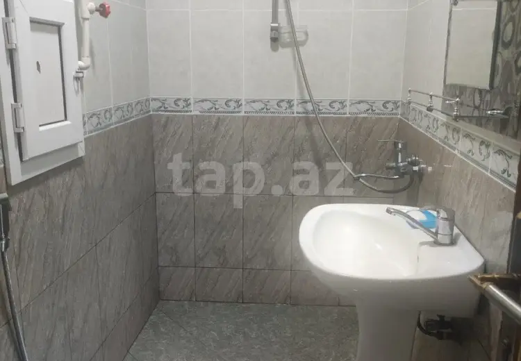 3 otaqlı mənzil , Bakı