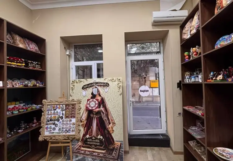 30 m² Obyekt / Ofis Kirayə (aylıq), Nəsimi, Bakı