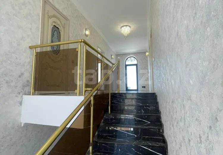 5 otaqlı mənzil , Badamdar qəs., Səbail, Bakı