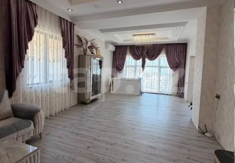 5 otaqlı mənzil , Badamdar qəs., Səbail, Bakı