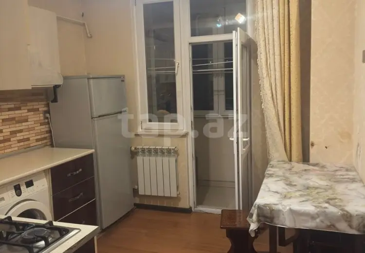 3 otaqlı mənzil , Bakı