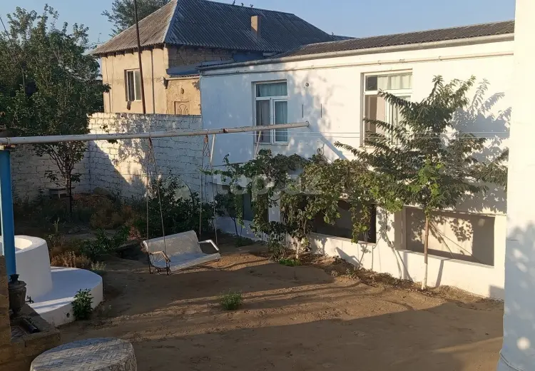 7 otaqlı mənzil , Bakı