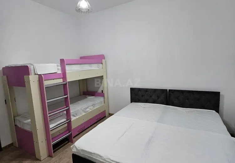 4 otaqlı mənzil Satılır, Qəbələ