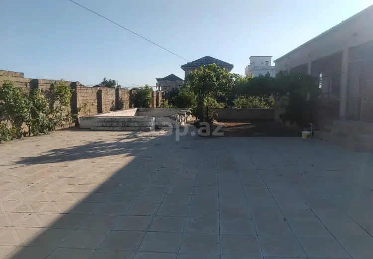 4 otaqlı mənzil , Bakı