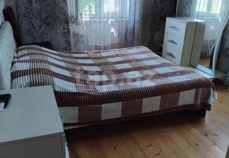 4 otaqlı mənzil , Bakı