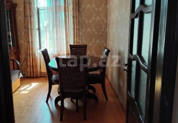 4 otaqlı mənzil , Bakı
