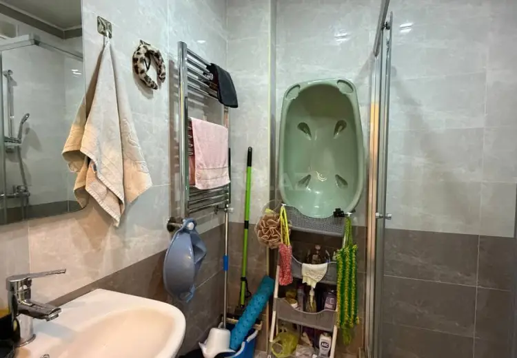 2 otaqlı mənzil Satılır, Abşeron