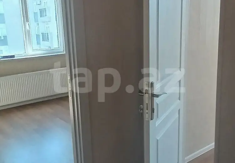 8 otaqlı mənzil , Gəncə