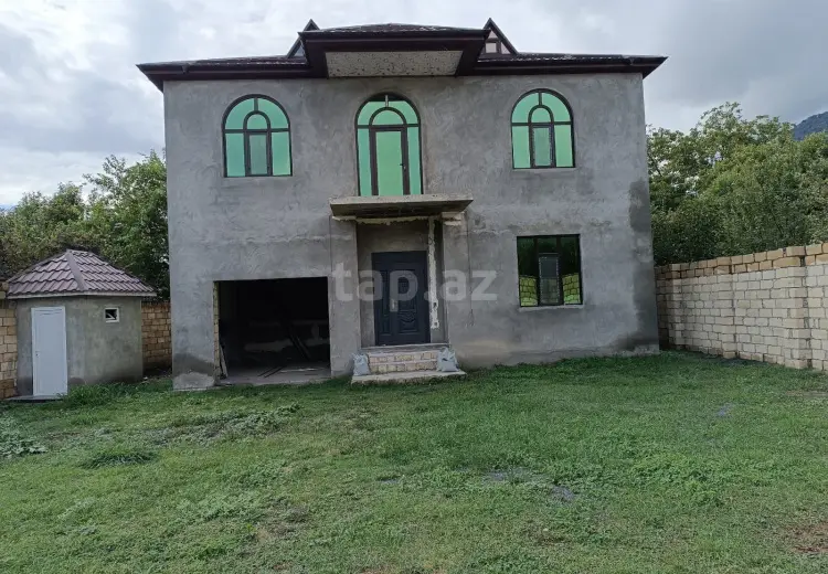 5 otaqlı mənzil , Qəbələ