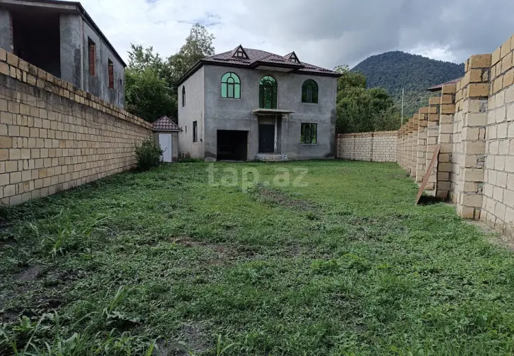 5 otaqlı mənzil , Qəbələ
