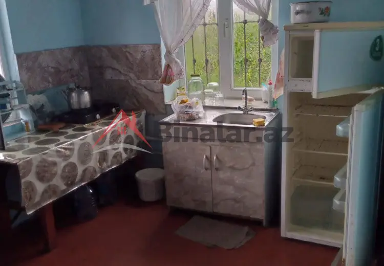 3 otaqlı mənzil Satılır, Şamaxı