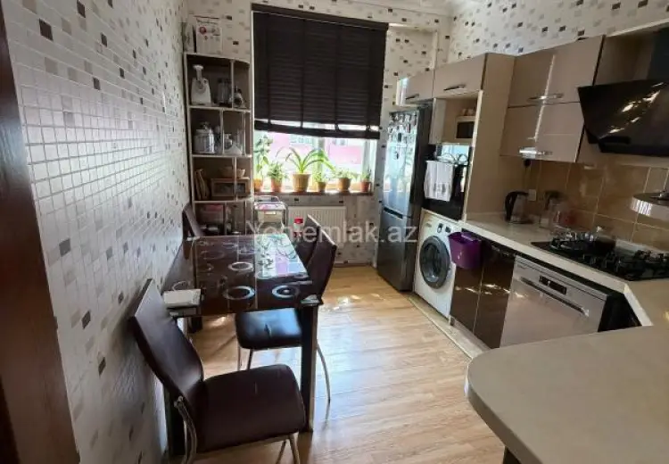 3 otaqlı mənzil Satılır, Yeni Yasamal qəs., Yasamal, Bakı