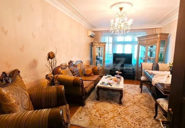 3 otaqlı mənzil , Bakı