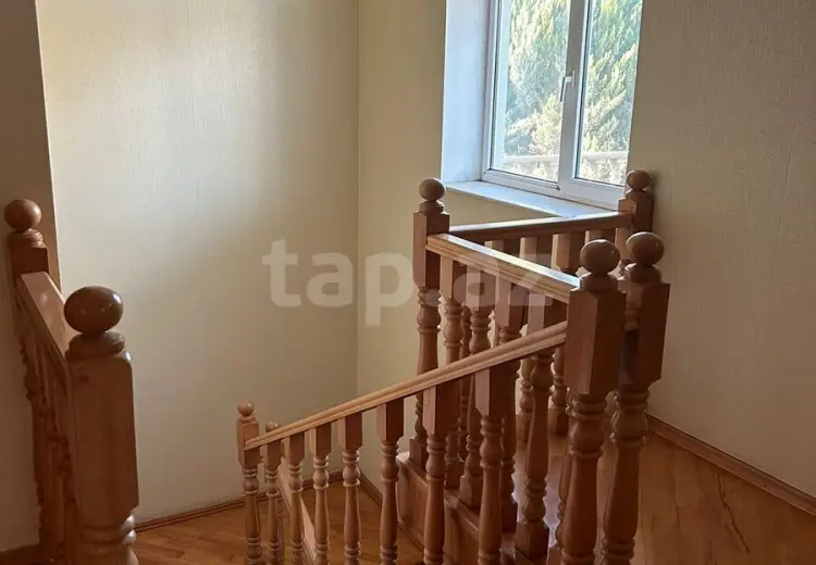 6 otaqlı mənzil , Bakı