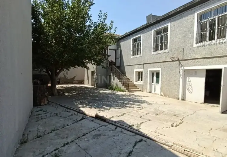 9 otaqlı mənzil Satılır, Xırdalan