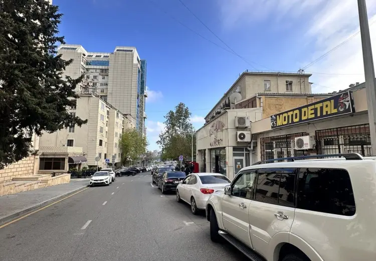 135 m² Obyekt / Ofis Satılır, Yasamal qəs., Yasamal, Bakı